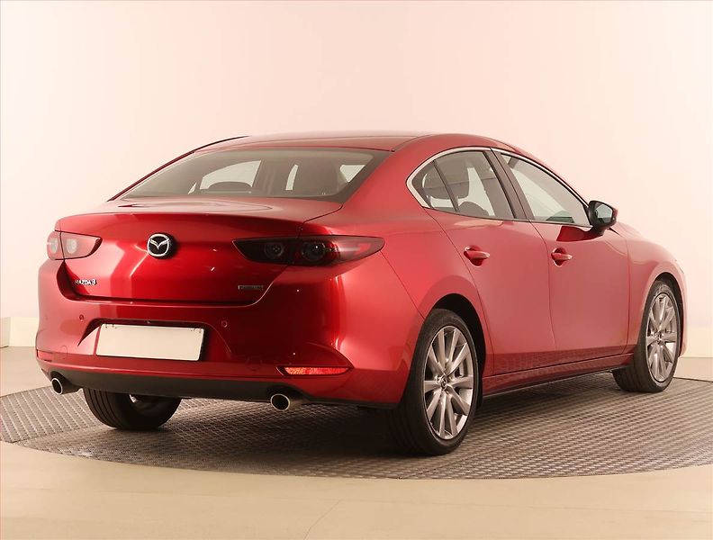 Mazda 3 (2019) 2.0 Skyactiv-G - fotka 5 z 21