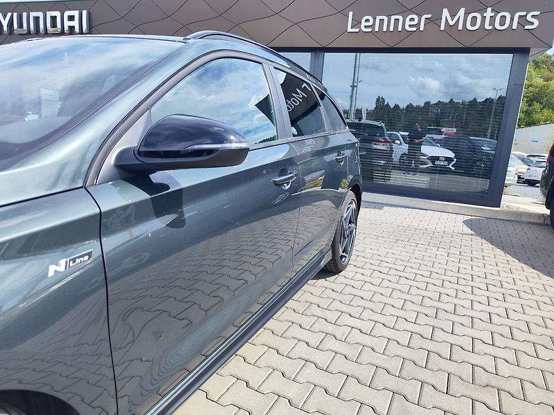 Hyundai i30 1.5 T-GDI/103kW N-Line DCT - fotka 10 z 32