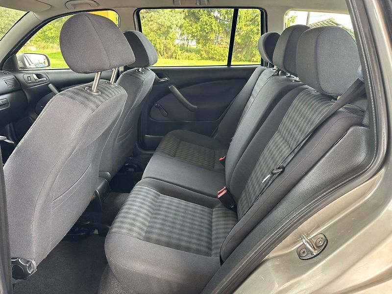 Škoda Octavia (2006) 1.9TDi GARANCE KM - fotka 14 z 15