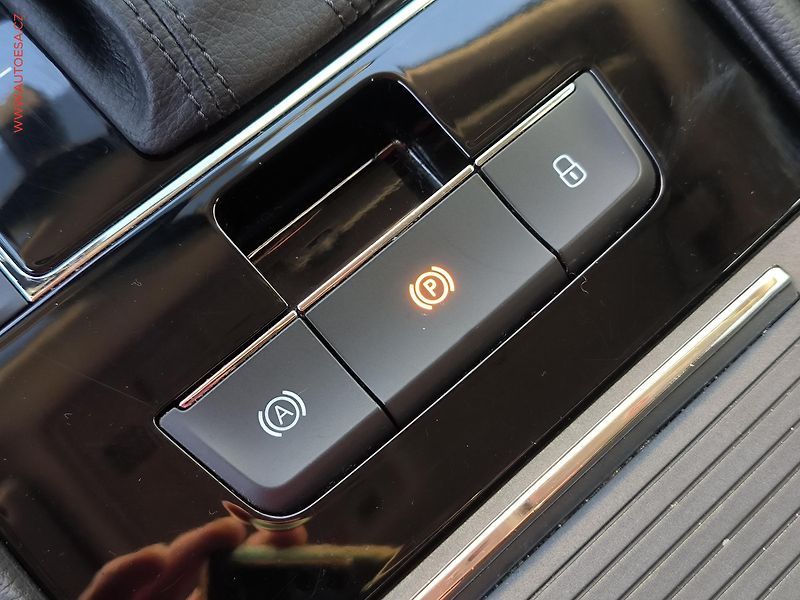Škoda Superb (2019) 2.0TDI, ČR, Ambition, DSG - fotka 18 z 24