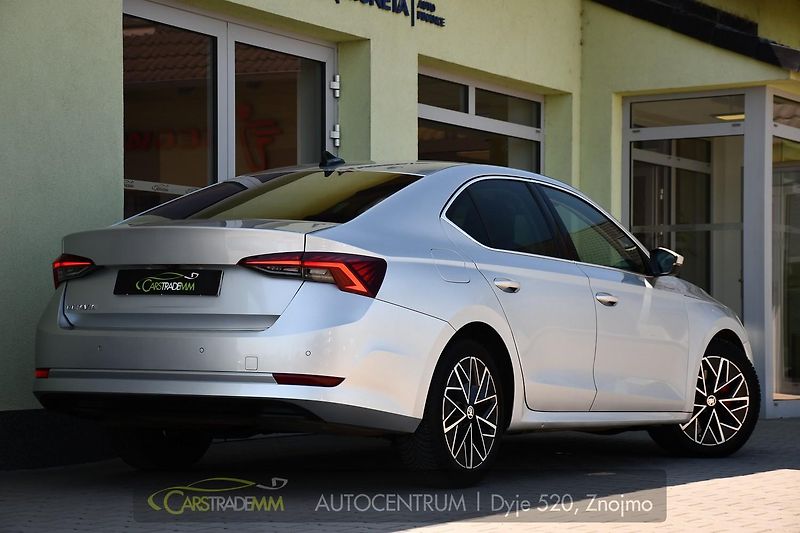 Škoda Octavia 2.0TDi 110kW DSG  - fotka 5 z 54