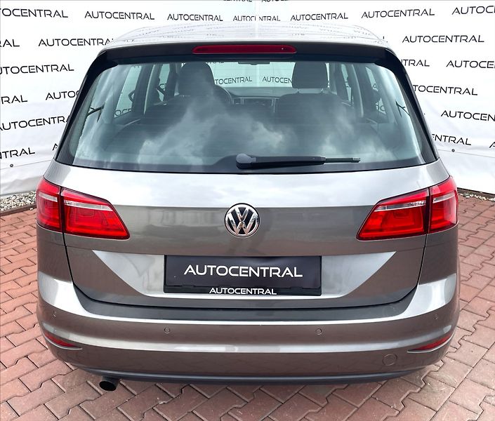 Volkswagen Golf Sportsvan 1,2 TSi,STK 8/28,serv.kn. - fotka 5 z 26