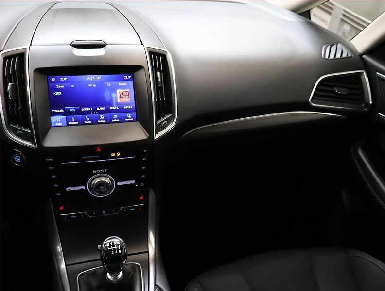 Ford S-MAX (2019) 2.0 EcoBlue, 7 míst, Navi - fotka 8 z 22