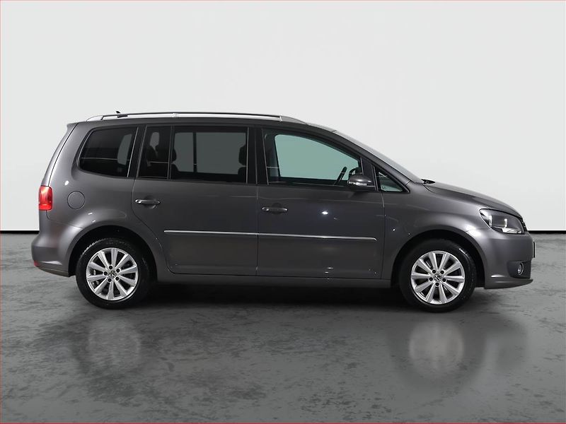 Volkswagen Touran (2014) 2.0 TDI, Automat, 7 míst - fotka 6 z 18
