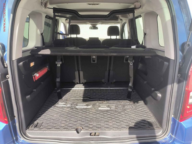 Opel Combo (2019) 1.2T, 2.maj,ČR, AC, tempo - fotka 7 z 21