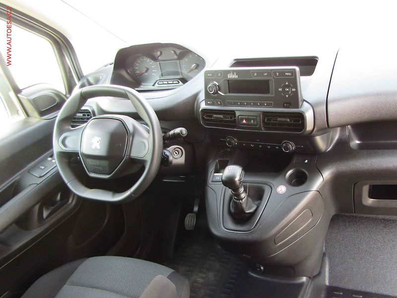 Peugeot Partner (2021) 1.5HDi MAXi DÍLNA, AC, 96kW - fotka 8 z 20