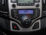 Hyundai i30 (2008) 1.4 CVVT, po STK, Klima - náhled 15
