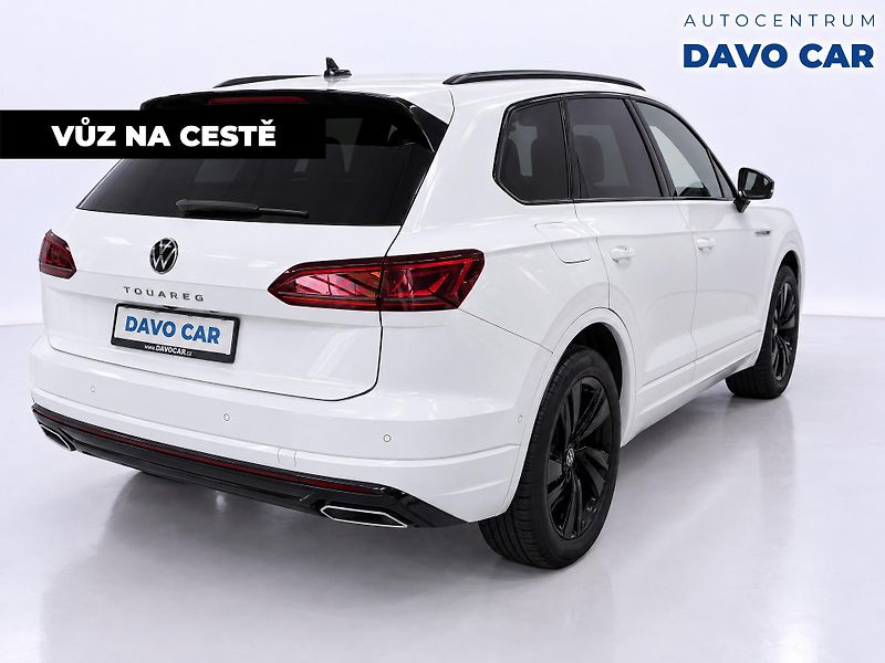 Volkswagen Touareg 3,0 TDI 210kW 4M Aut. R-Line D - fotka 5 z 12