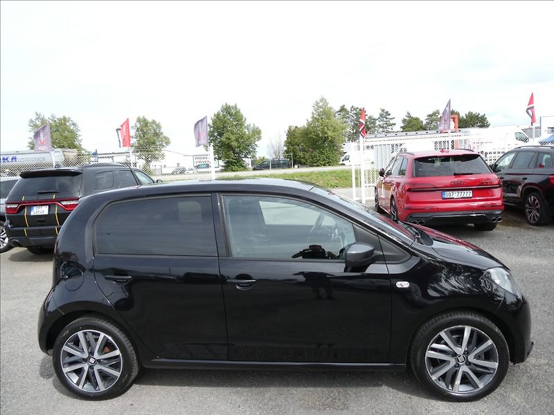 Seat Mii 1,0 MPi 55kW FR line 1.MAJITEL - fotka 13 z 38