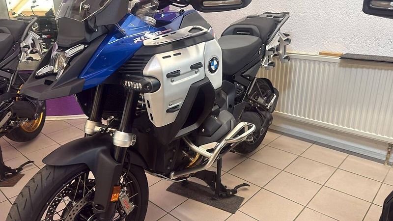 BMW R 1300 GS (2026) ADVENTURE TROPHY - fotka 3 z 4