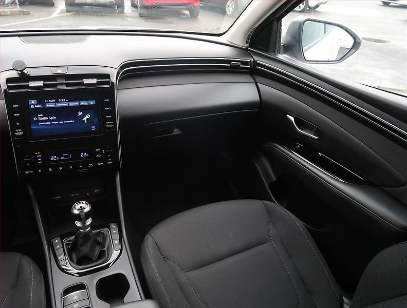 Hyundai Tucson (2022) Smart 1.6 T-GDI, Full led - fotka 8 z 21