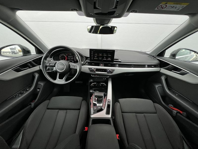 Audi A4 35TFSI Aut. Sport DPH TZ  - fotka 7 z 25