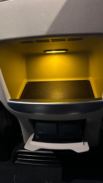 Mercedes-Benz Třídy V (2023) 300 Exclusive L 4M AIR LEDNICE - fotka 34 z 46