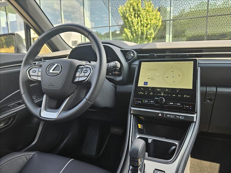 Lexus LBX 1,5 Relax Tech - fotka 8 z 16