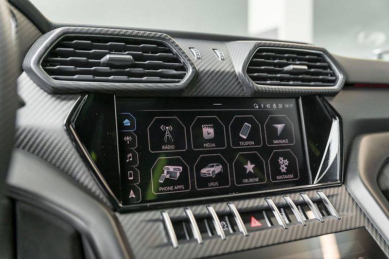 Lamborghini Urus Graphite Capsule/Pano/B&O 3D - fotka 20 z 27