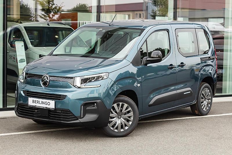 Citroën Berlingo (2026) 1,2 PLUS Petrol 110k + KAMERA - fotka 1 z 14