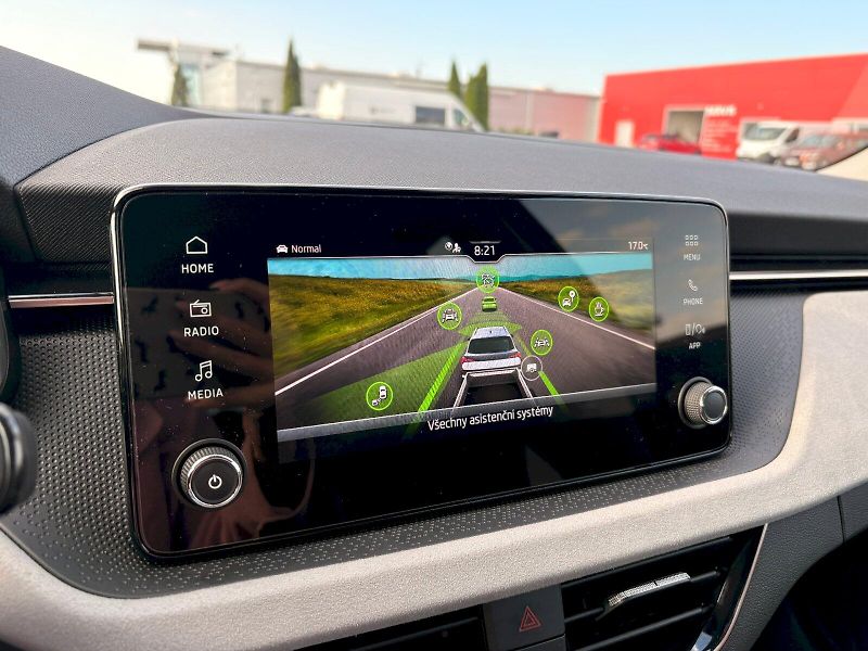 Škoda Kamiq (2026) Top Selection 1.0 TSI DSG - fotka 15 z 28