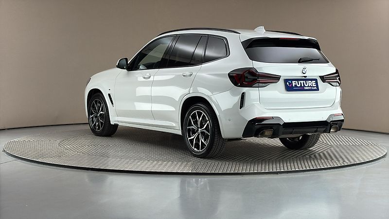 BMW X3 20d AUT xDrive M-paket - fotka 2 z 34