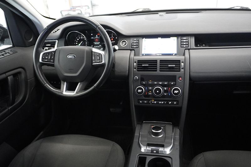 Land Rover Discovery Sport 2.0D 110kW,TAŽNÉ,140 000KM! - fotka 21 z 26