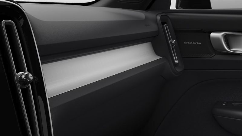 Volvo XC40 (2026) 2,0 B4  Ultra - fotka 8 z 10