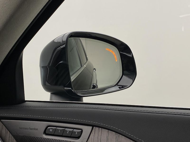 Volvo XC90 T8 AWD PLUG-IN ULTIMATE BRIGHT - fotka 37 z 72