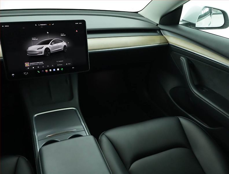 Tesla Model 3 (2022) Long Range 4WD 79kWh, SoH 91% - fotka 8 z 23