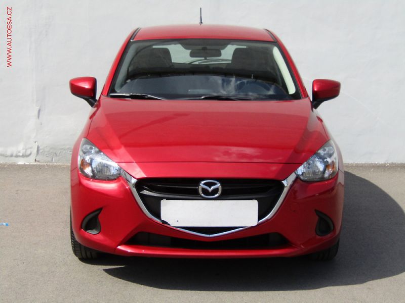 Mazda 2 (2017) 1.5 i, Sport, navi, +kola - fotka 2 z 3