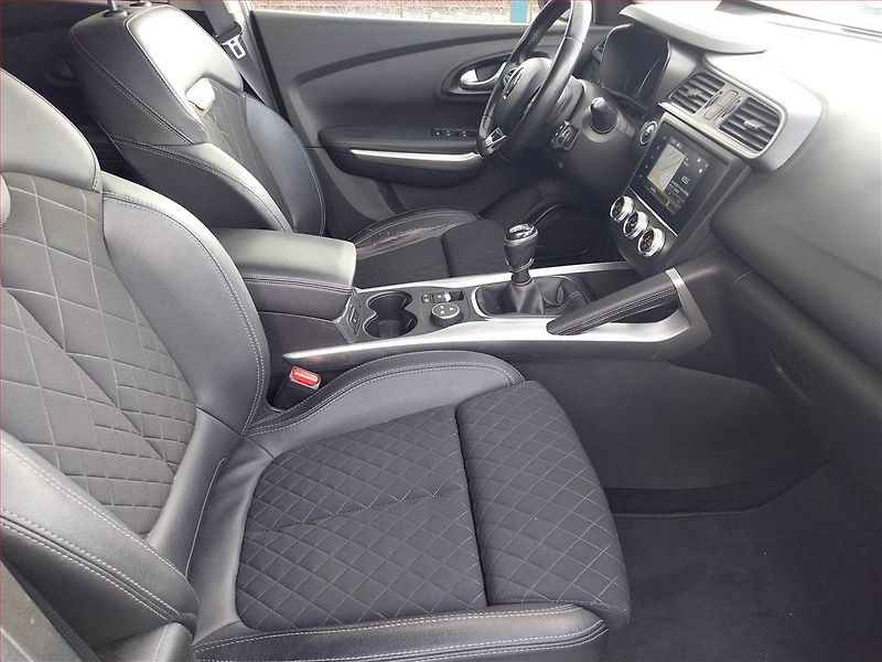 Renault Kadjar (2019) 1.3 TCe, Kůže, Tempomat - fotka 9 z 17