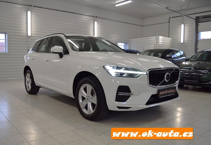 Volvo XC60 2.0 B4 AWD MOMENTUM 2022 - fotka 10 z 54