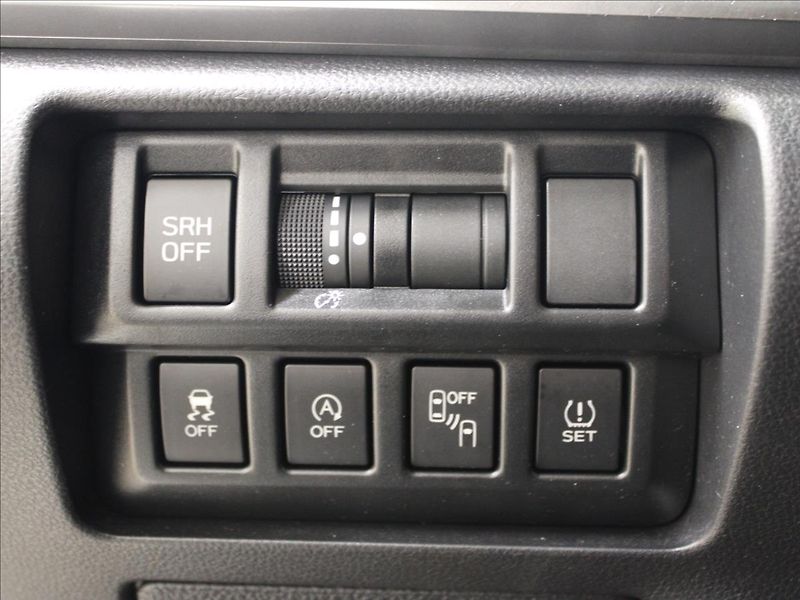 Subaru Impreza 1,6 AWD Automat Exclusive - fotka 16 z 35