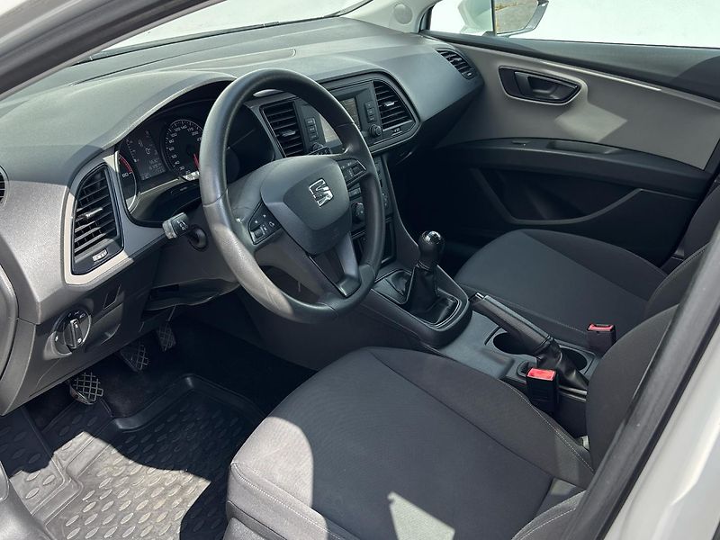 Seat Leon Reference - fotka 6 z 24
