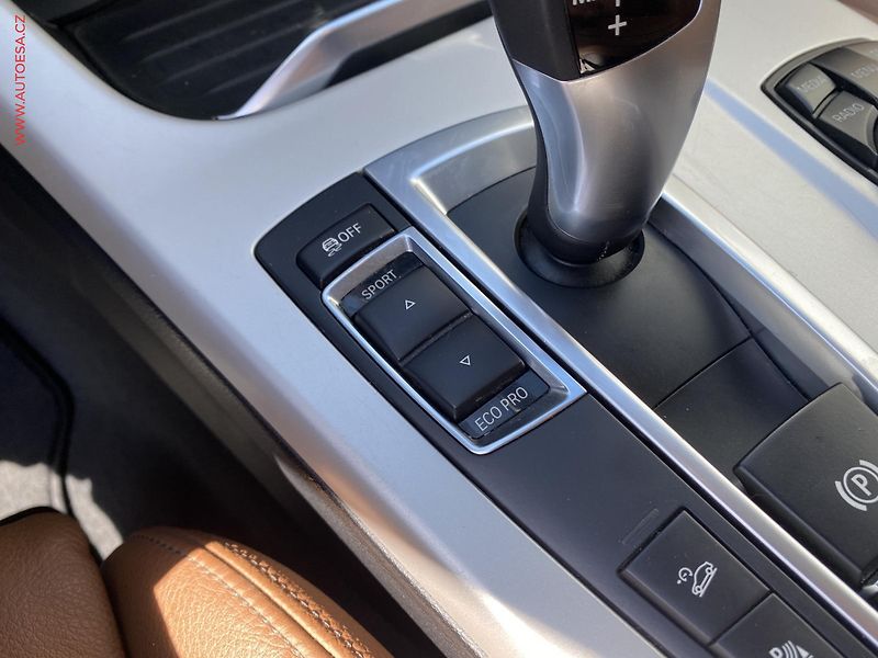 BMW X3 (2014) 3.0 D xDrive30d, AT, kůže - fotka 19 z 22