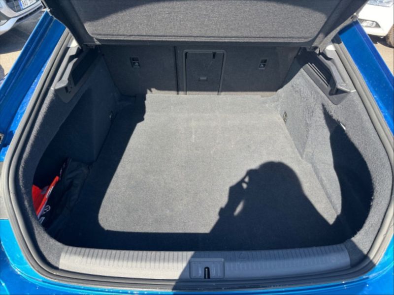 Volkswagen Arteon 2,0 TDI Elegance  DSG - fotka 9 z 10