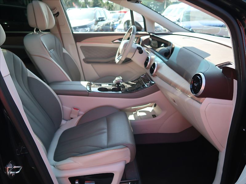 Dongfeng U-Tour 1,5 T,130kW,1majČR,Exclusive - fotka 13 z 35