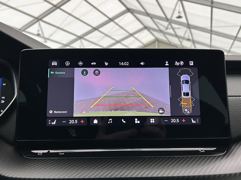 Škoda Octavia 2.0 TDI SportLine - fotka 12 z 28