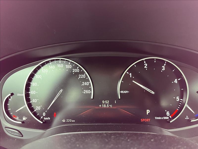 BMW Řada 5 2,0 d 140kW  Navi,LED,Kamera - fotka 27 z 45