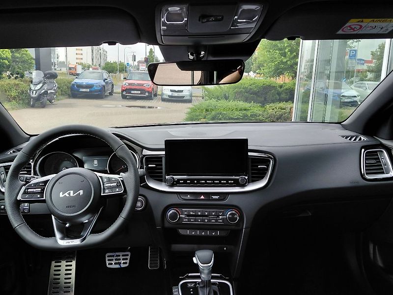 Kia XCeed GT-LINE 1,6 T-GDi GPF 7DCT 110 - fotka 12 z 12