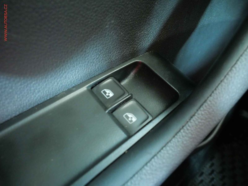 Škoda Fabia (2022) 1.0 TSI, 1.maj,ČR, Ambition - fotka 14 z 20