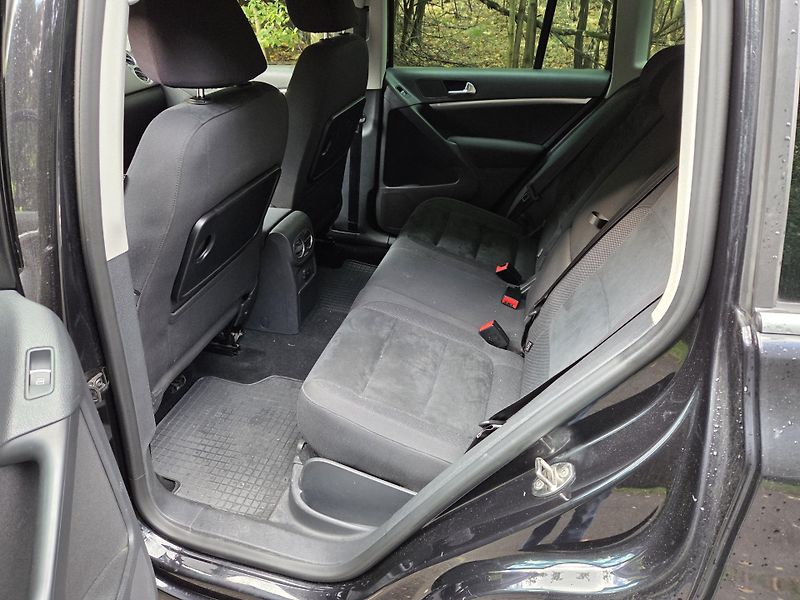 Volkswagen Tiguan (2011) 2,0 TDI 4x4 AUTOMAT - fotka 14 z 15
