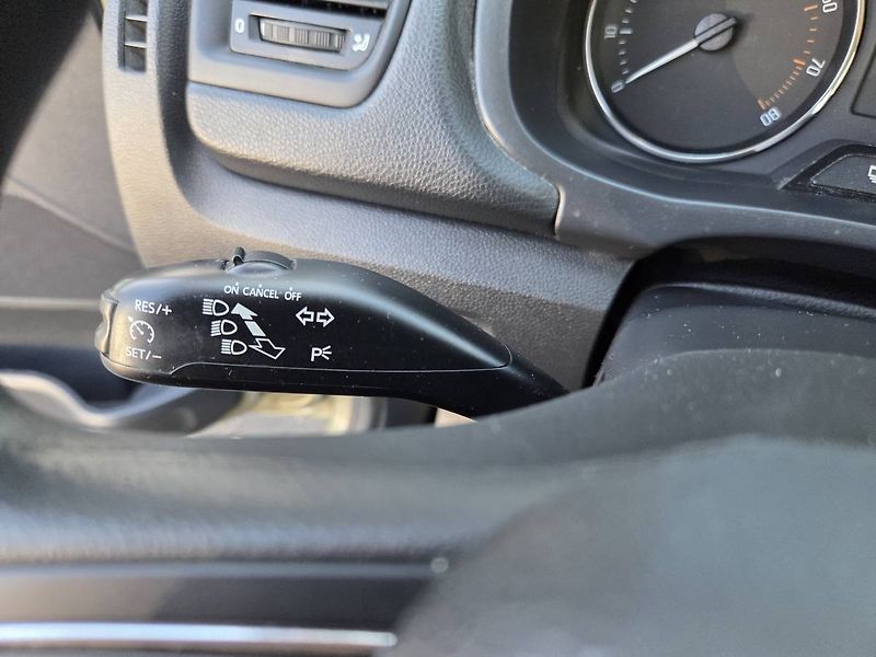 Škoda Roomster (2014) 1.2 TSI - fotka 12 z 27
