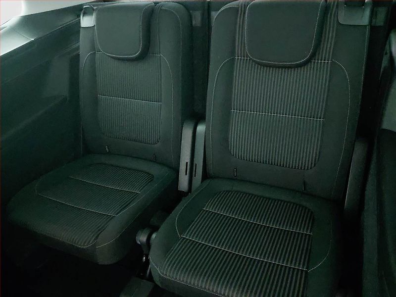 Seat Alhambra (2012) 2.0 TDI, Automat, 7 míst, Navi - fotka 16 z 24