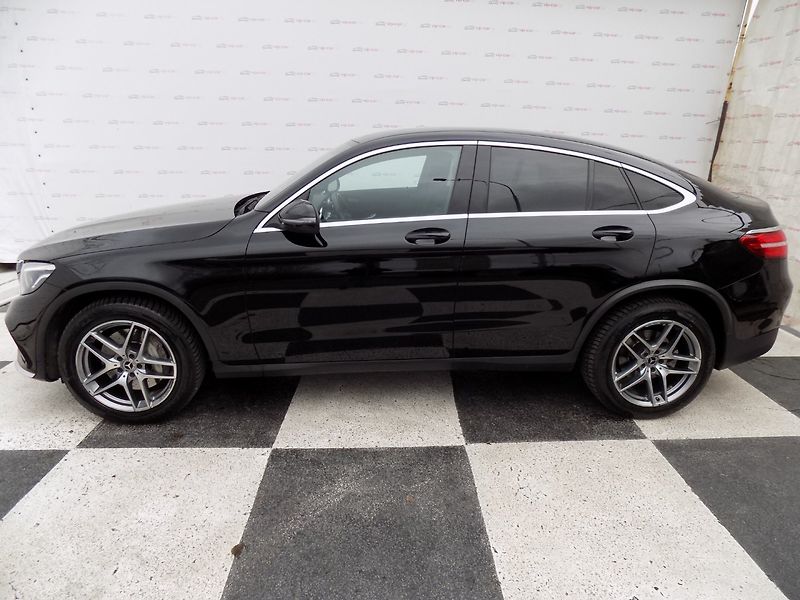 Mercedes-Benz GLC (2018) 250d/AMG Line/4-Matic/ČR/DPH/ - fotka 2 z 40