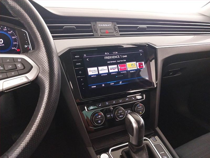 Volkswagen Passat (2020) 1.4 GTE - fotka 12 z 24