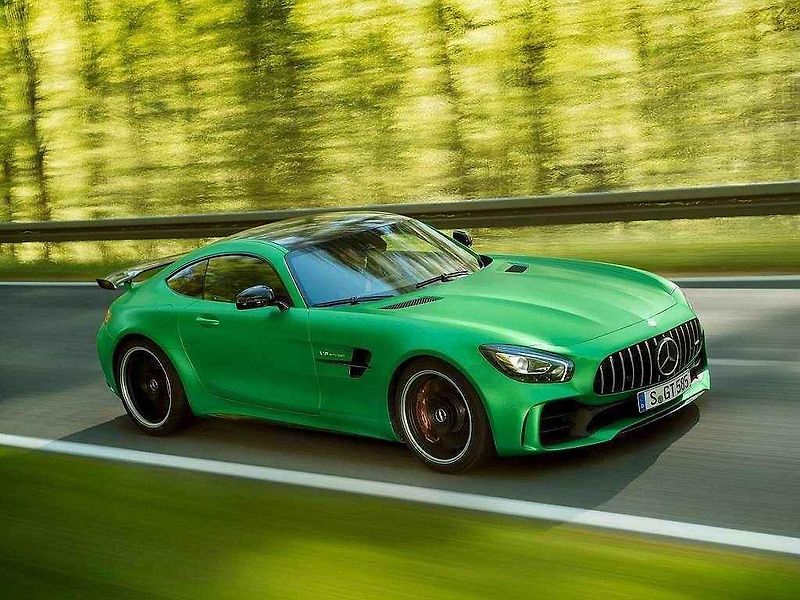 Mercedes-AMG GT R.