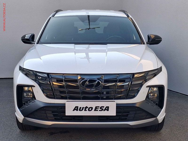 Hyundai Tucson (2022) 1.6 T-GDi 4x4, ČR, AT, LED - fotka 2 z 21