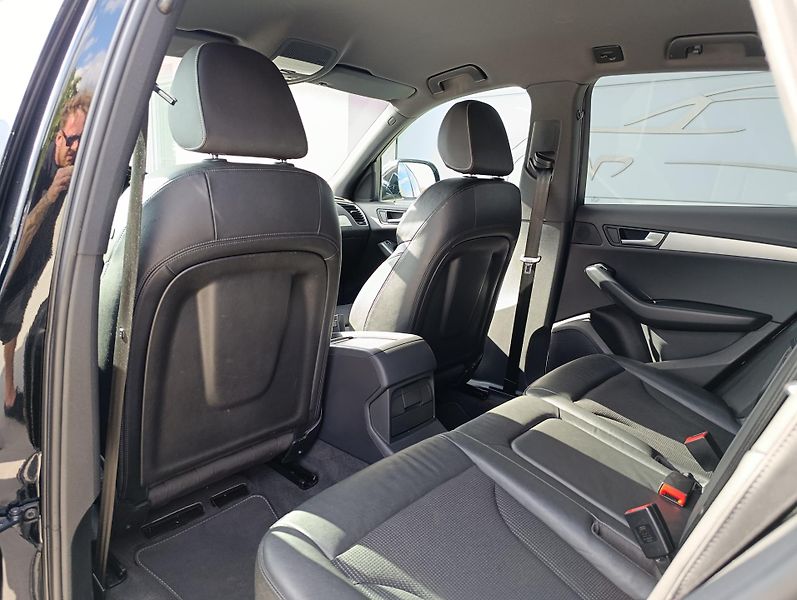 Audi Q5 2.0TDI QUATTRO S-LINE ČR - fotka 13 z 31