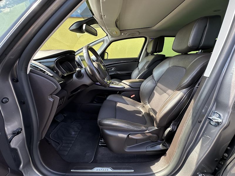 Renault Espace (2016) 1.6DCi/118Kw * 7.Míst *AUTOMAT - fotka 9 z 43