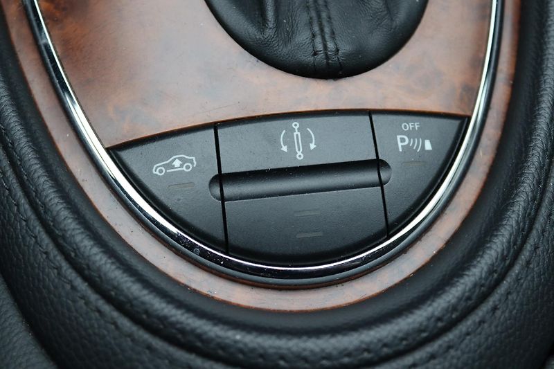 Mercedes-Benz CLS CLS 350 200kW - fotka 35 z 50
