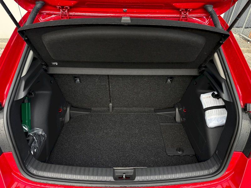 Škoda Fabia (2025) 1.0 TSI 70 kW Selection - fotka 19 z 21