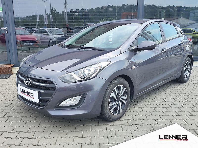 Hyundai i30 1.6 CRDI/81kW - fotka 1 z 24